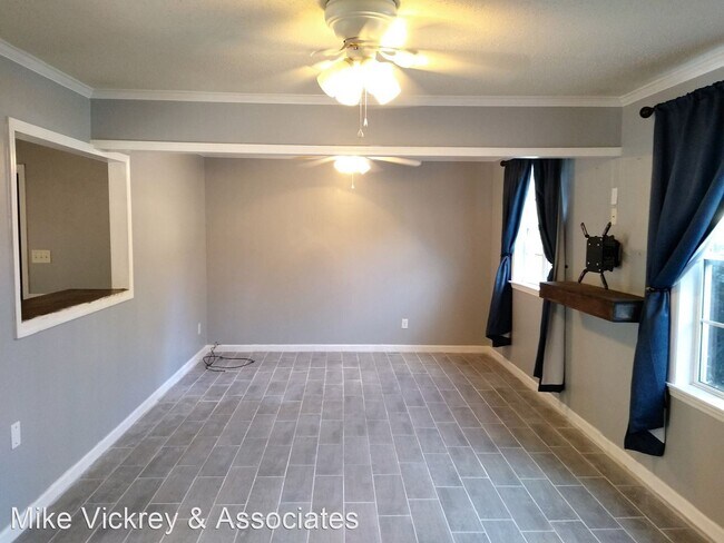 Foto del edificio - 3 br, 2 bath House - 4081 Burning Tree Lane