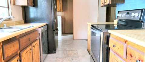 Foto del edificio - 7631 Timberwood Dr