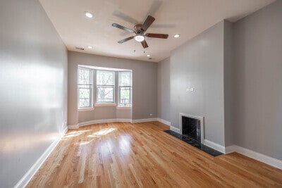 Building Photo - 4443 N Sheridan Rd