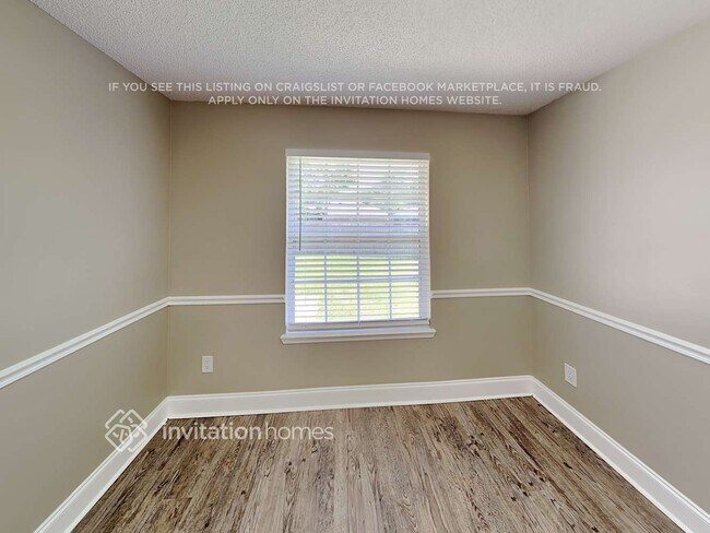 Foto del edificio - 1250 Pirates Cove Ln