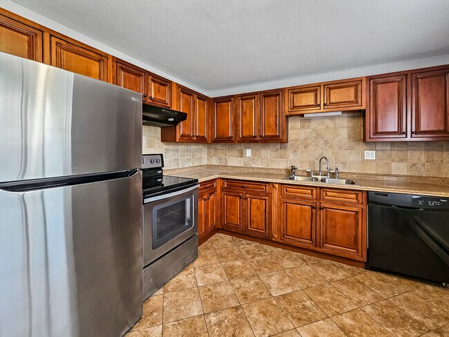 Kitchen - Bradley Court