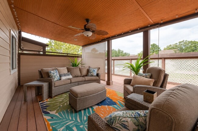 Building Photo - 17 Bayou Pointe Dr