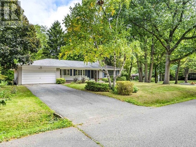 Building Photo - 1447 Merrow Rd