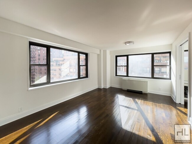 Building Photo - EAST 56 STREET