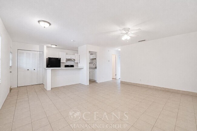Building Photo - Coastal Living: 2-Bedroom Beachside Retreat