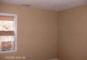 Building Photo - 391 Green Spring Dr
