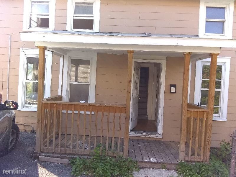 Primary Photo - 4 br, 1 bath House - 105 commonwealth