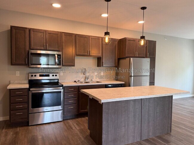 Foto del edificio - 600 8th St S