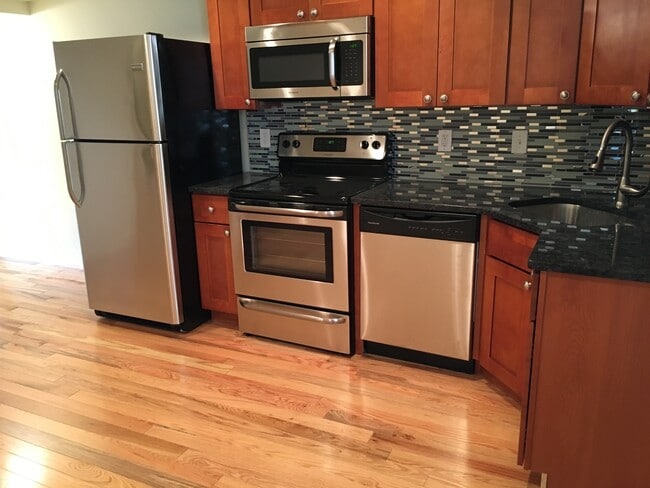 Photo - 415 N 41st Street Apartment