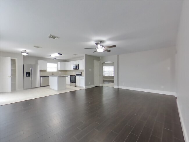 Foto del edificio - 19626 Beachy Ct