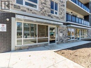 Building Photo - 275 Larch St