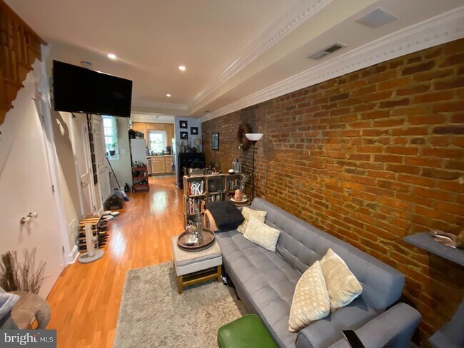 Foto del edificio - 2128 10th St NW