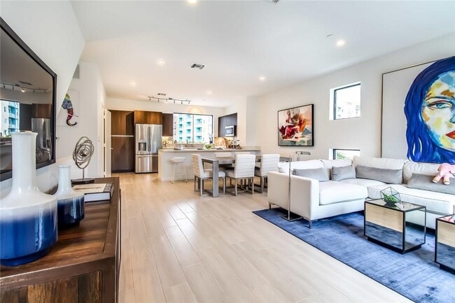 Foto del edificio - 115 NE 6th St