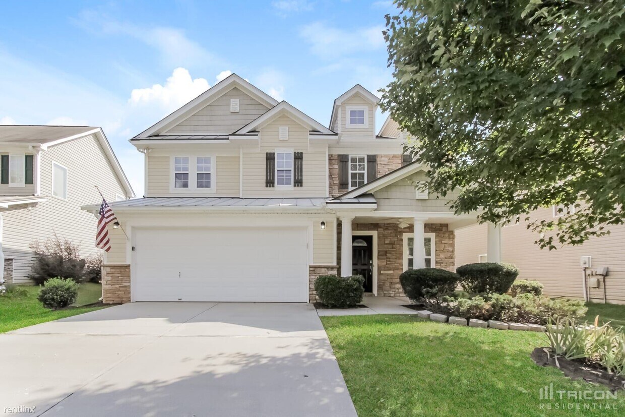 Primary Photo - 4355 Stone Mountain Dr