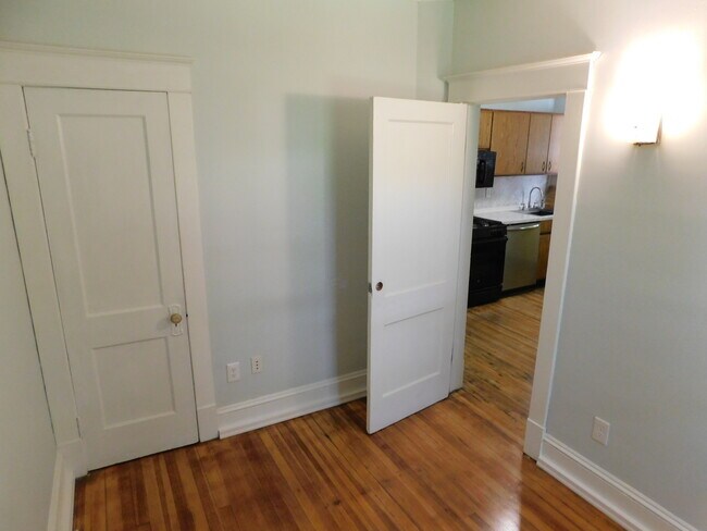 Building Photo - 649 Myrtle Avenue