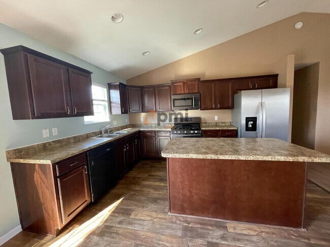 Foto del edificio - 10880 Mississippi St