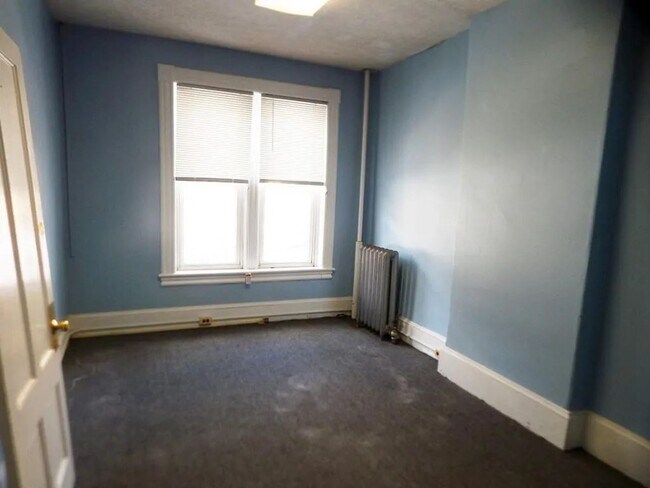 Foto del edificio - 32 - 364-368 Maple Street