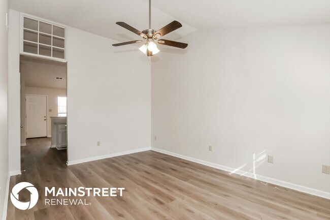 Foto del edificio - 5677 Kaitlyn Dr W