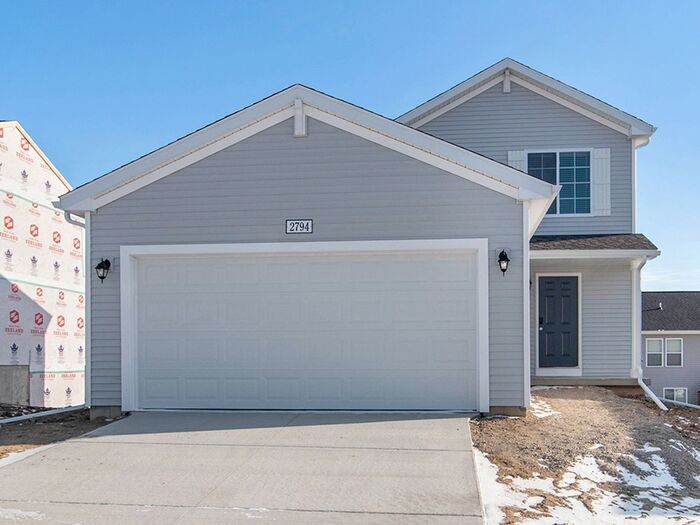 Foto principal - 2801 Jordan River Dr