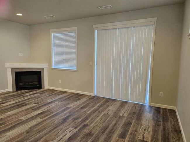 Foto del edificio - 5724 NE 58th Way