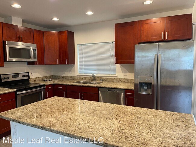 Building Photo - 4 br, 2 bath House - 5125 S Ruggles St