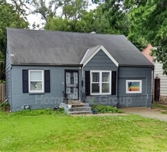 Building Photo - 1507 E 73rd St