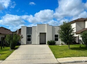 Building Photo - 5609 Encanto Dr