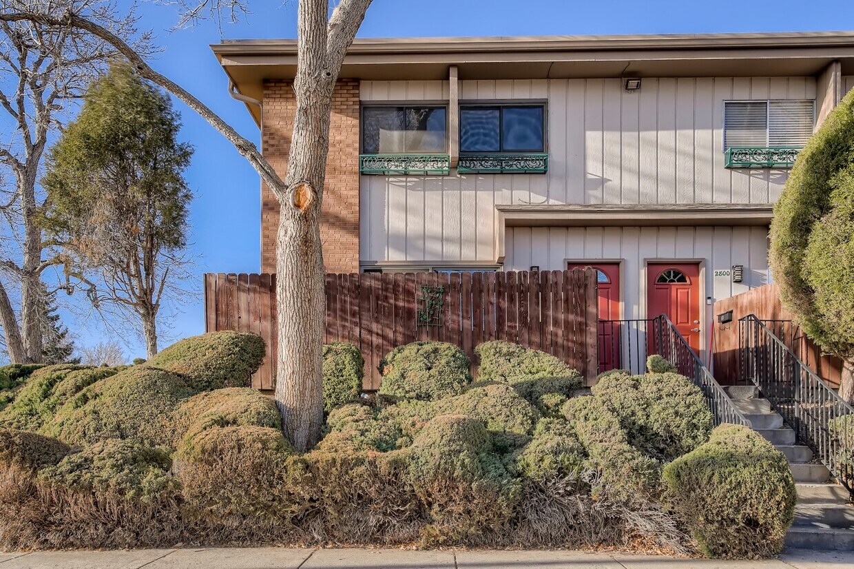 2802 Eaton St, Denver, CO 80214 Townhome Rentals in Denver CO