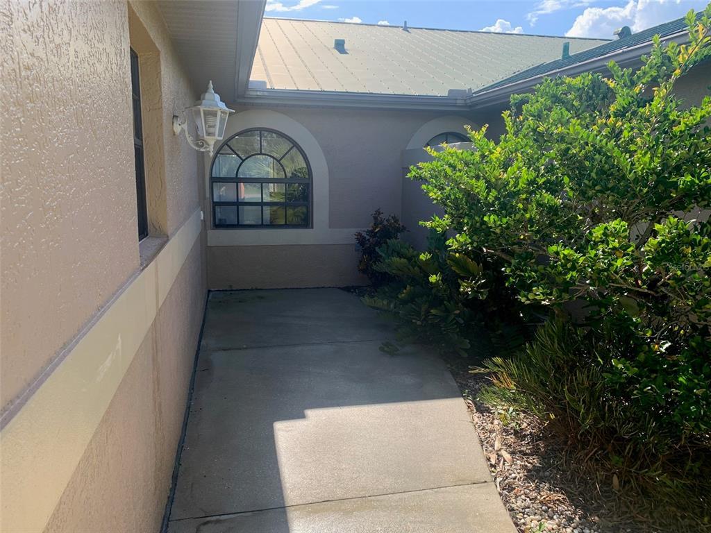 Foto principal - 1095 San Cristobal Ave