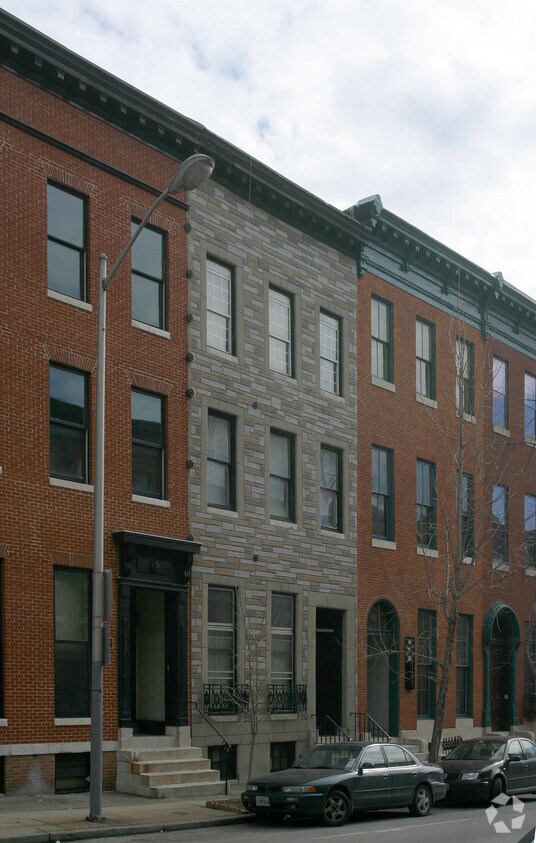 Foto del edificio - 925 N Calvert St