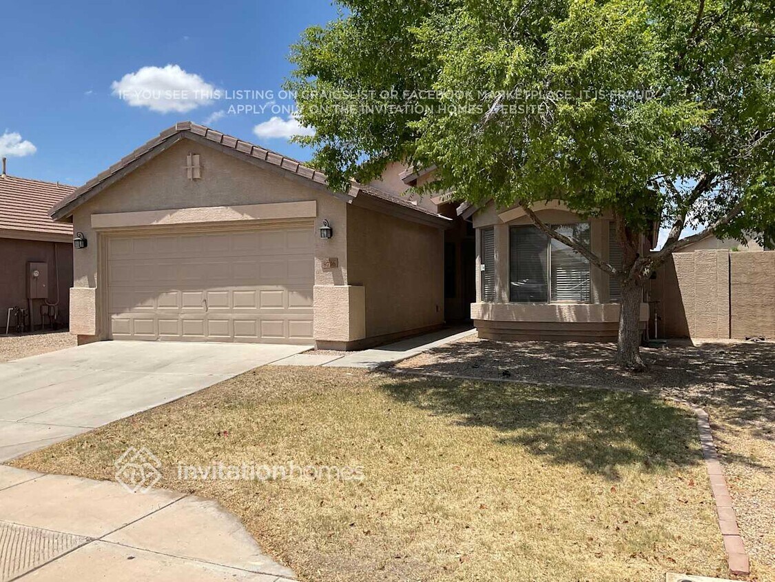 Foto principal - 8736 E Obispo Ave