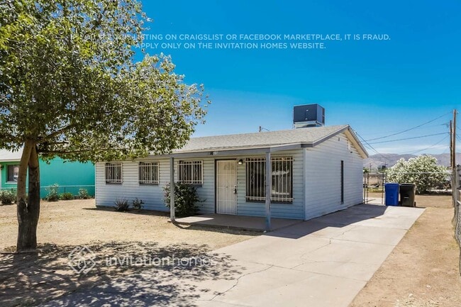Building Photo - 1635 E Violet Dr