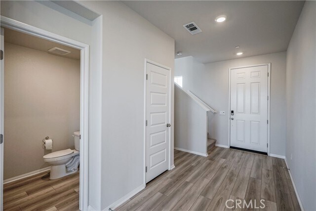 Foto del edificio - 678 E Madeleine Privado