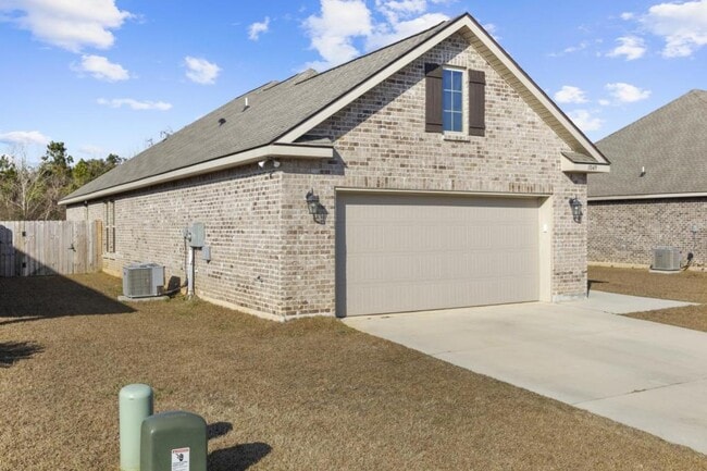 Foto del edificio - 1049 Stella Rd