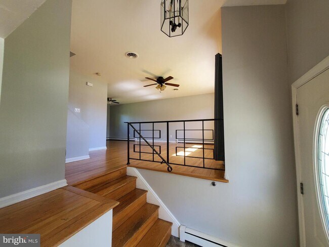 Foto del edificio - 944 Westview Terrace