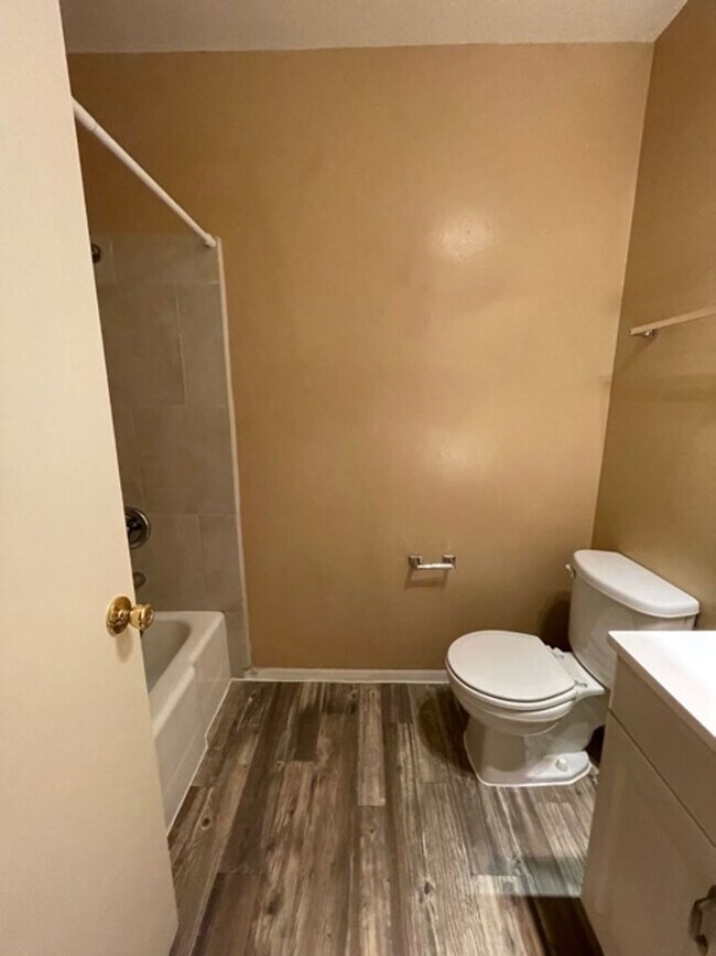 Foto del edificio - 8439 E Coronado Rd