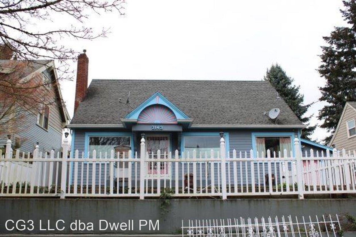 Primary Photo - 3 br, 1 bath House - 3143 NE 12th Ave