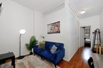 Building Photo - 348 W 36th St.