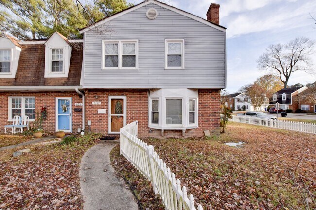 Foto del edificio - 2259 Sedgewick Dr