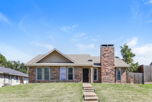 Building Photo - 1712 Choctaw Dr