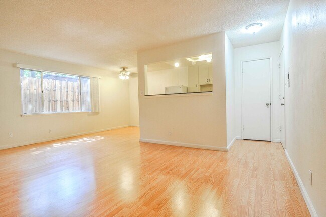 Foto del edificio - 1100 39th Street