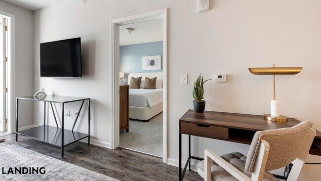 Foto del edificio - 5340 Periwinkle Hl Ave