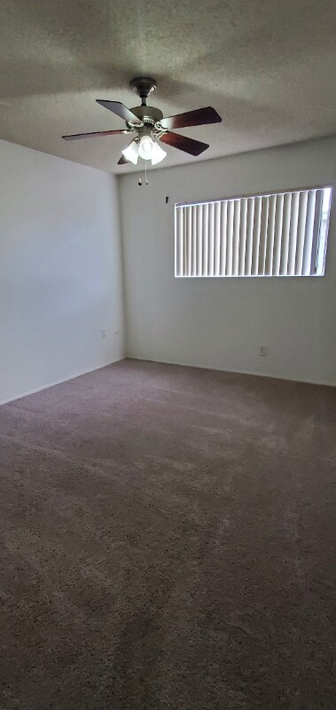 Foto principal - 991 N Mollison Ave