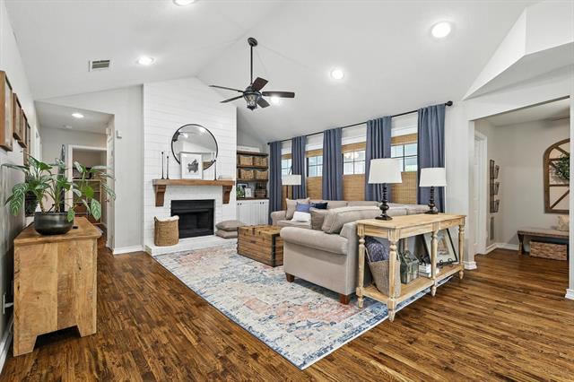 Foto principal - 246 Barclay Ave