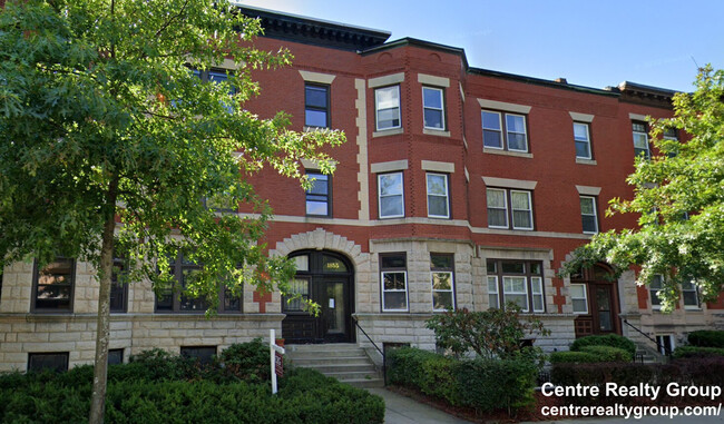 Foto del edificio - 1855 Beacon St