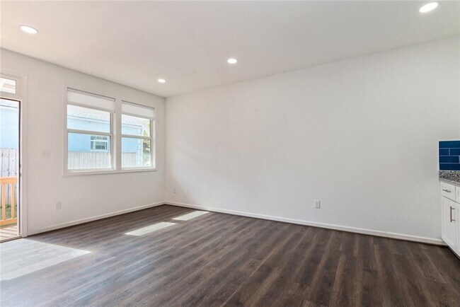 Foto del edificio - 1060 Grant Way SE