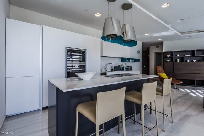 Foto del edificio - 2425 S Norfolk St