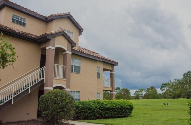 Foto del edificio - 13929 Fairway Island Dr