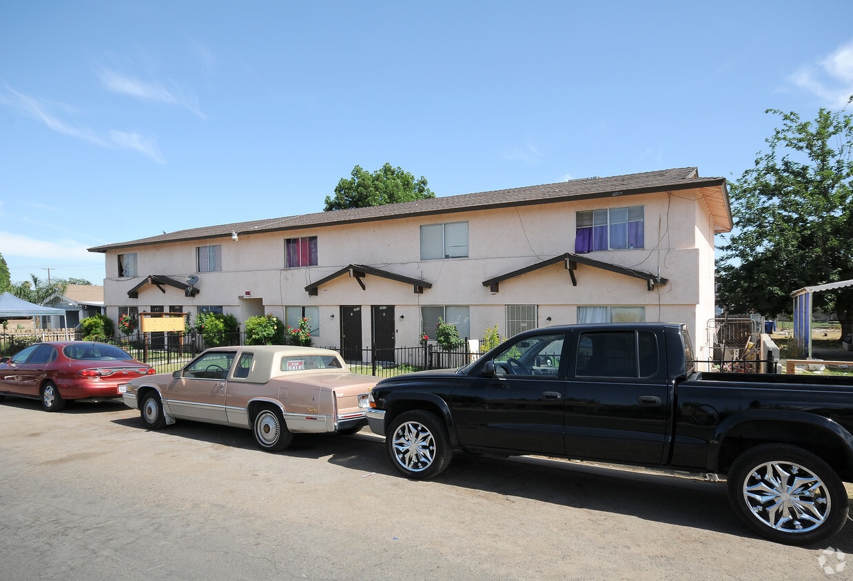 Primary Photo - 1612 Pacific Dr