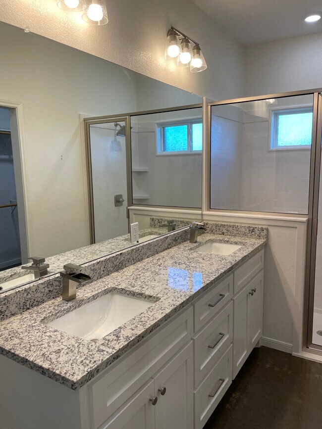 Foto del edificio - 706 Tower Mill Ct